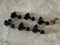 TUNERS BLACK STRATOCASTER