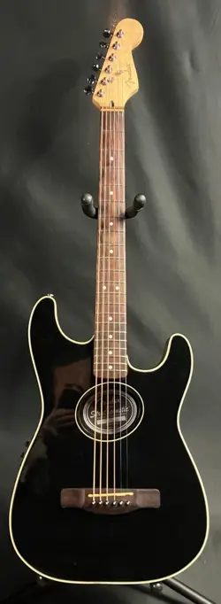 STANDARD STRATACOUSTIC ACOUSTIC-ELECTRIC