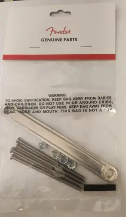 FENDER LARGE CHASSIS STRAPS GUITAR AMPLIFIER AMP HEAD 0990910000