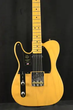 FENDER AMERICAN VINTAGE II 1951 TELECASTER LEFT-HAND BUTTERSCOTCH BLONDE