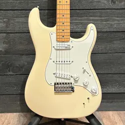 FENDER ED O'BRIEN EOB SUSTAINER STRATOCASTER ELECTRIC GUITAR - WHITE