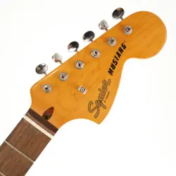 SQUIER BY FENDER CLASSIC VIBE '60S MUSTANG MAPLE NECK (072617)