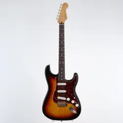 FENDER DELUXE PLAYERS STRATOCASTER 2004 3 COLOR SUNBURST