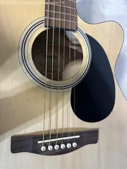 GUITAR MODEL FA135CE