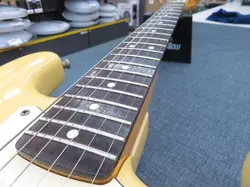 ELITE STRATOCASTER JUNK