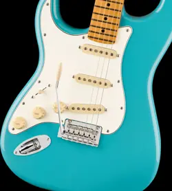 FENDER PLAYER II STRATOCASTER LEFT HAND MAPLE FINGERBOARD - AQUATONE BLUE