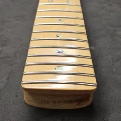 2005 FENDER AMERICAN DELUXE STRAT MAPLE NECK - USA STRATOCASTER ELECTRIC GUITAR