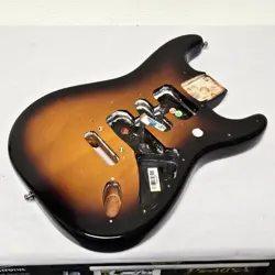 2009 FENDER AMERICAN DELUXE STRAT ALDER BODY 2-TONE SUNBURST USA ELECTRIC GUITAR