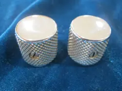 2 MID 1970'S FENDER CHROME PLATED GUITAR KNOBS FOR TELECASTER PRECISION BASS