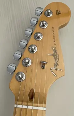 STRATOCASTER BLACK #US0110402706