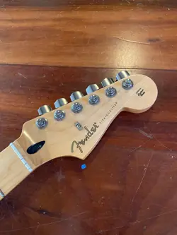 2020 FENDER PLAYER STRAT MAPLE NECK STRATOCASTER TUNERS 9.5