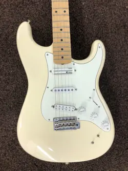 FENDER EOB ED O'BRIEN STRATOCASTER ELECTRIC GUITAR - OLYMPIC WHITE - USED