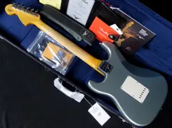 EDITION 1967 STRATOCASTER