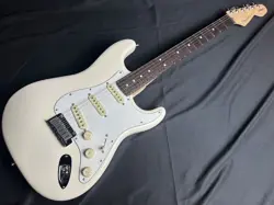 FENDER JEFF BECK STRATOCASTER WHITE MADE IN USA 2023 SOLID BODY ELECTRIC GUITAR