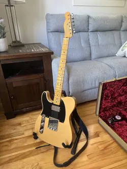 FENDER AMERICAN VINTAGE II 1951 TELECASTER LEFT