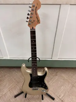 2002 FENDER SQUIRE STRATOCASTER 20TH ANV SHORELINE GOLD ELECTRIC GUITAR