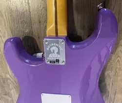 STRATOCASTER ULTRA VIOLET