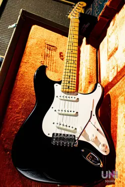 FENDER AMERICAN VINTAGE 57 STRATOCASTER MN BLK 2003 (2003)