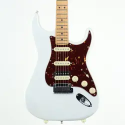 FENDER AMERICAN ULTRA STRATOCASTER HSS ARCTIC PEARL (2023)