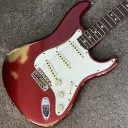 FENDER CUSTOM SHOP 1968 STRATOCASTER HEAVY RELIC (CANDY APPLE RED)