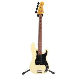 ELECTRIC BASS GUITAR FENDER JAPAN PRECISION PB-62 WHITE 4 STRING 20 FRETS USED