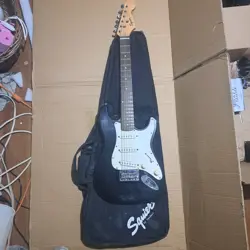 SQUIRE FENDER MINI