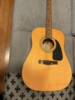 FENDER ACOUSTIC GUITAR MODEL DG8S NAT