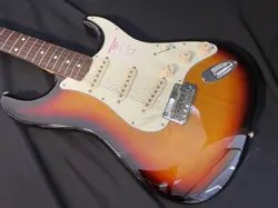 FENDER MADE IN JAPAN HYBRID '60S STRATOCASTER 3CS USED ALDER BODY W/SOFT CASE