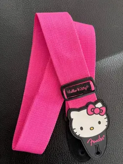 HELLO KITTY GUITAR/BASS