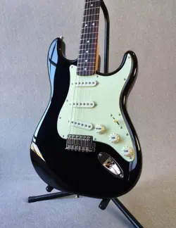 FENDER STARCASTER STRATOCASTER ELECTRIC GUITAR ~ GLOSSY BLACK ~ MINT GREEN