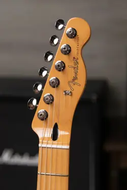 FENDER PLAYER II TELECASTER - BUTTERSCOTCH BLONDE