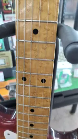 EDITION STRATOCASTER SUNBURST