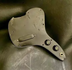 PICKGUARD LOADED 1977