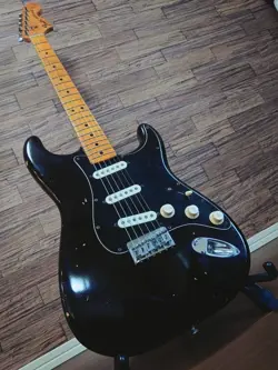 TAIL STRATOCASTER HARD