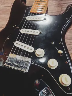 STRATOCASTER USA 1976