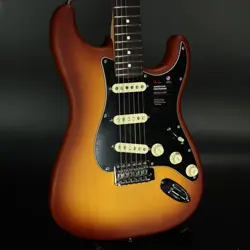 FENDER FSR AMERICAN PERFORMER SPRUCE STRATOCASTER ROSEWOOD HONEY BURST