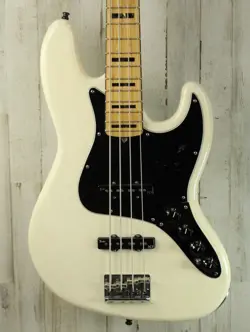 JAZZ BASS 793