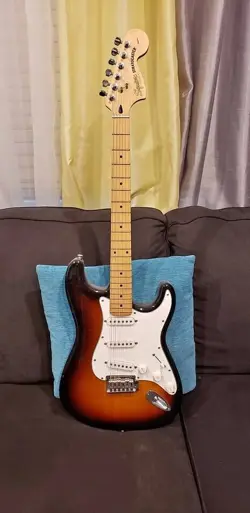 VINTAGE 80'S FENDER USA MOLDED HARD SHELL STRAT TELE GUITAR CASE BLACK