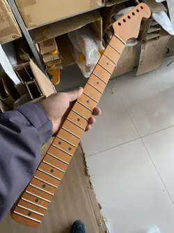 ROASTED MAPLE  ST FENDER STRAT REPLACEMENT  21FRETS  ELECTRIC  GUITAR NECK