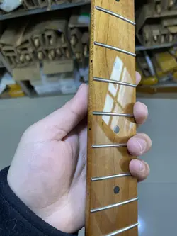 ELECTRIC GUITAR NECK 22 FRET TIGER ROASTED FLAME MAPLE FENDER STRAT  REPLACEMENT