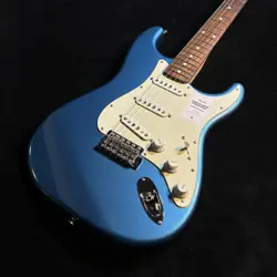FENDER MADE IN JAPAN TRADITIONAL 60S STRATOCASTER 3.6KG