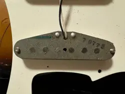 1975 VINTAGE STRATOCASTER