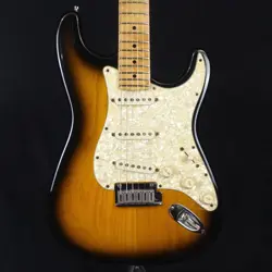 FENDER CUSTOM SHOP AMERICAN CLASSIC STRATOCASTER 2-TONE SUNBURST 1996