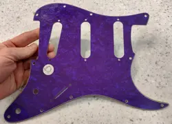 FENDER STRAT GUITAR PICKGUARD IN PURPLE PEARL S-S-S FITS A FENDER USA / MEX