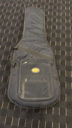 FENDER PADDED GUITAR GIG BAG SOFT CASE BACK PACK STRAPS STORAGE POCKETS