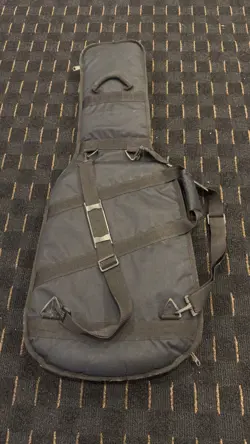 FENDER PADDED GUITAR