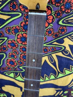 REPLACEMENT NECK FOR FENDER SQUIER 60S VIBE PRECISION P BASS GUITAR 9.5