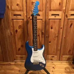 FENDER STRATOCASTER MATCHING HEAD SAFE PACKING!