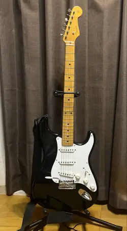 FENDER JAPAN STRATOCASTER　T