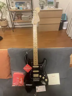 FENDER AMERICAN PERFORMER HSS